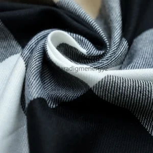 Brbrry Versatile Plaid Pattern Silk Men Mufflers In Dark Skin